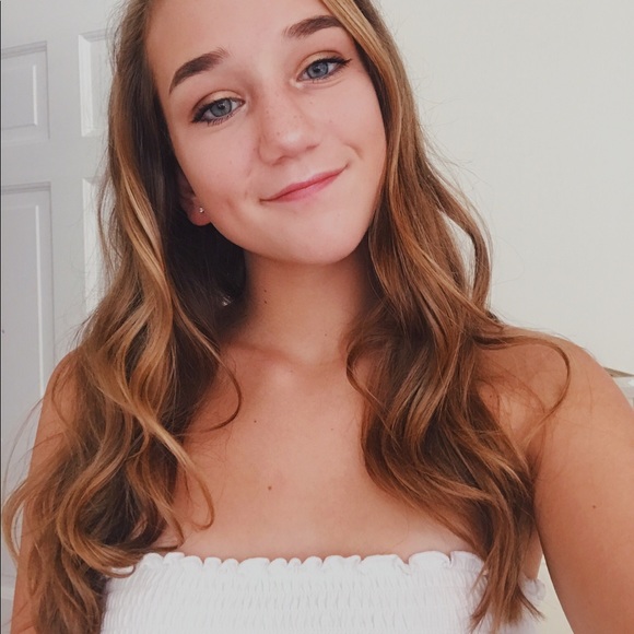 Meet your Posher, Julia - Picture 1 of 1